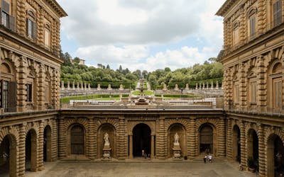 Visita privada al Palacio Pitti y entradas al Jardín de Bóboli